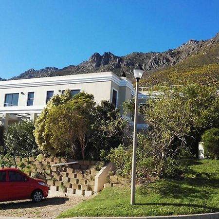 Bergsig Selfcatering Apartment Gordons Bay Exterior photo