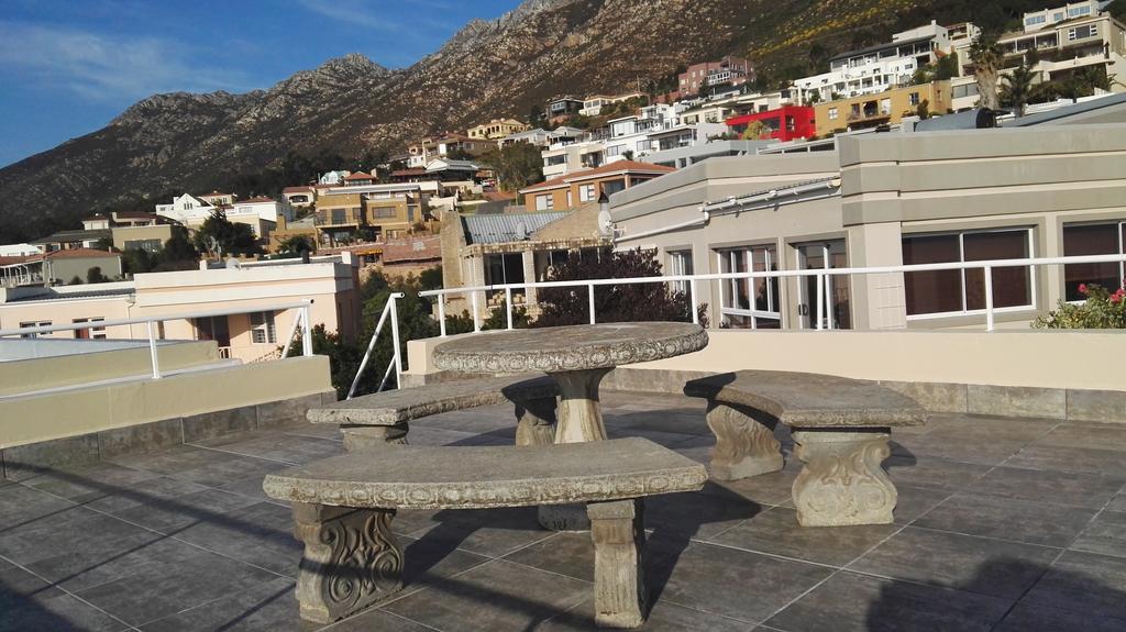 Bergsig Selfcatering Apartment Gordons Bay Exterior photo