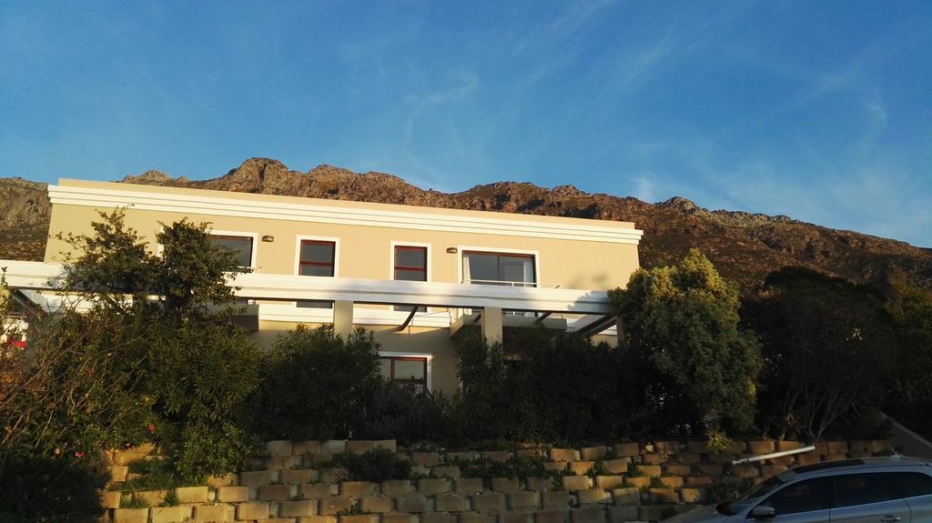 Bergsig Selfcatering Apartment Gordons Bay Exterior photo